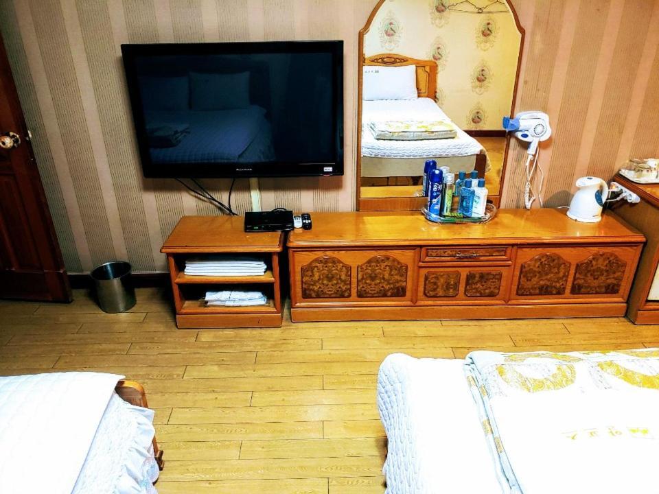 בוסאן Alps Motel מראה חיצוני תמונה