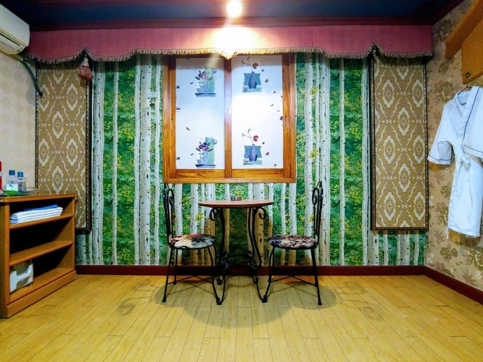 בוסאן Alps Motel מראה חיצוני תמונה